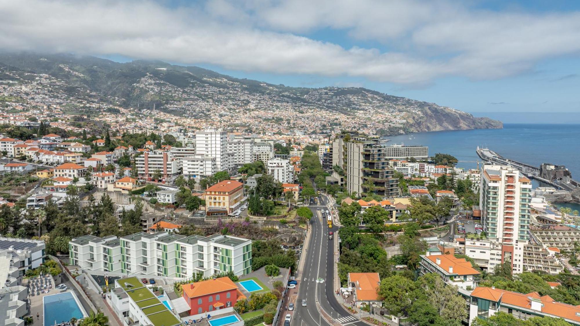 Vista Savoy By Rmz Apartment Funchal  Exterior foto